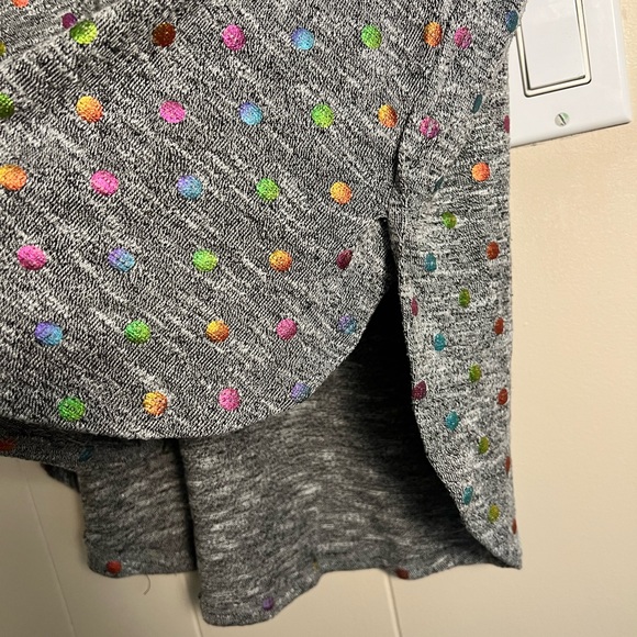 Love, Fire Girls XL Gray Multi-colored Polka dot High-low Brushed Knit Tee - Picture 4 of 7